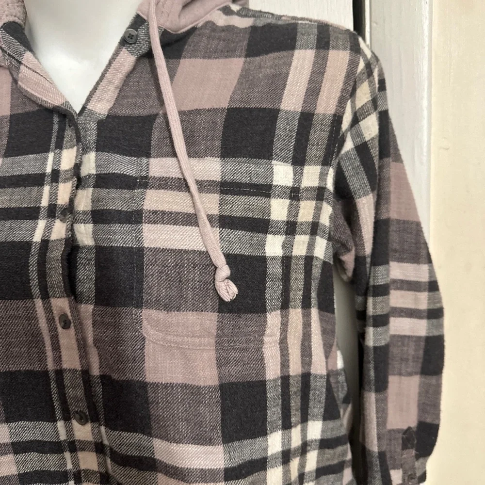 AE American Eagle Plaid Hooded Flannel Small Sherpa Lined Pink  Grey Womens - Picture 4 of 10